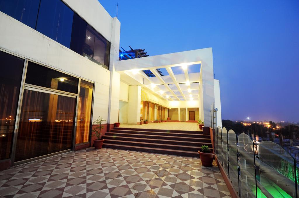 Clarion Bella Casa At Airport Hotel Jaipur Ngoại thất bức ảnh